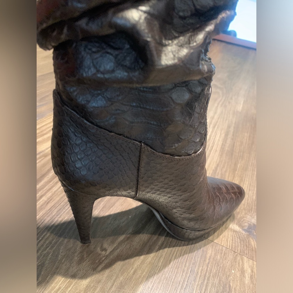 $2295 SERGIO ROSSI RARE Python Leather Dark Brown… - image 13